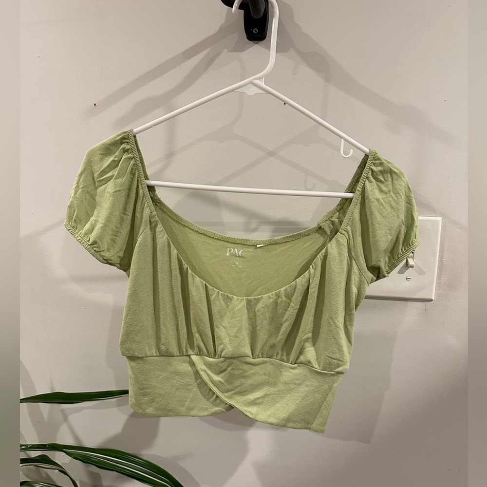 PacSun lime green crop top